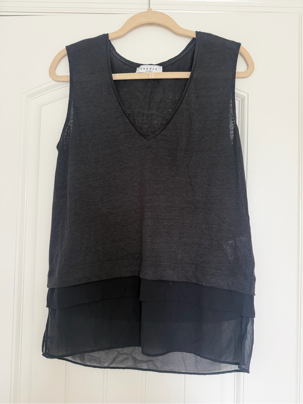 Sandro Paris 100% Linen Black V-Neck Tank Top w/ a Layered Chiffon Hem, Size 2